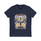 Grow In Knowledge V Neck