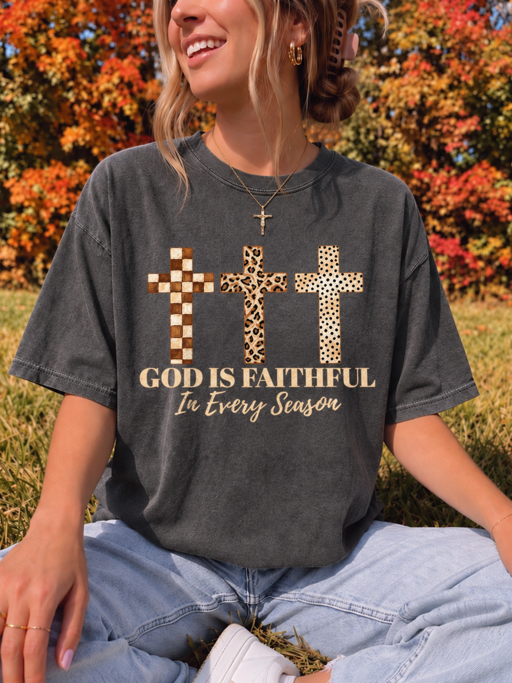 Cross God is Faithful in Every Season Shirt