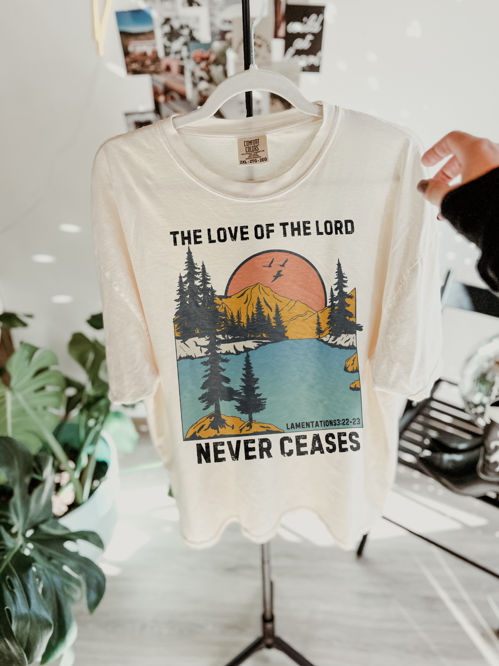 His Love Never Ceases Shirt